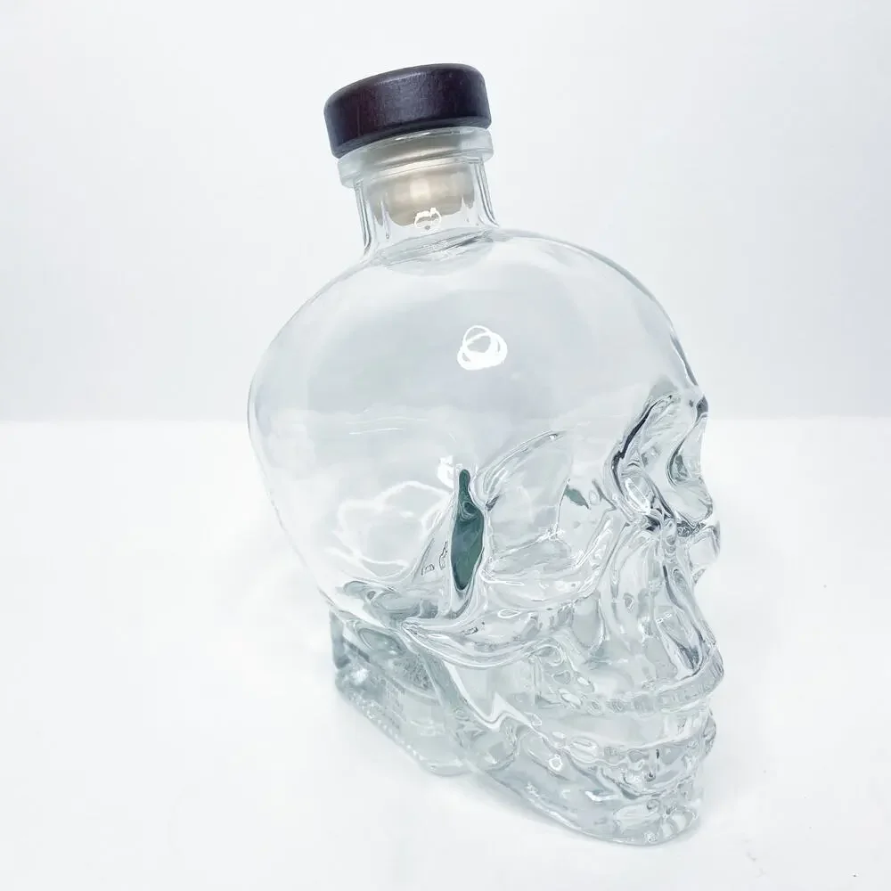 Skull Head Empty Crystal Bottle Decanter